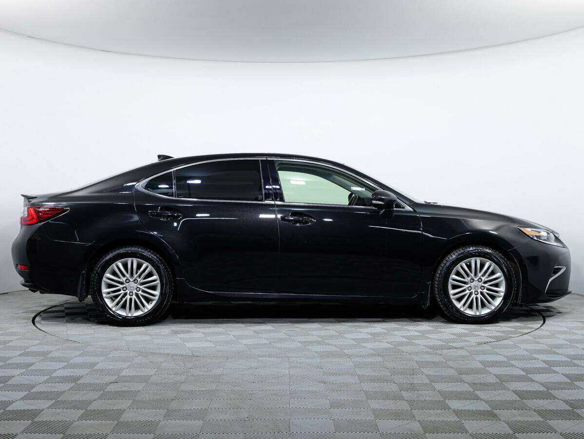 Lexus ES с пробегом — 2017 год. Фото: #3