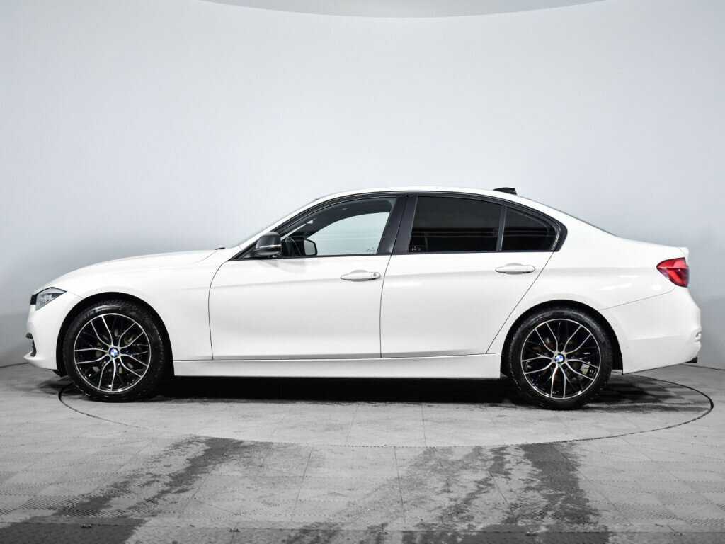 BMW 3 серии с пробегом — 2017 год. Фото: #7