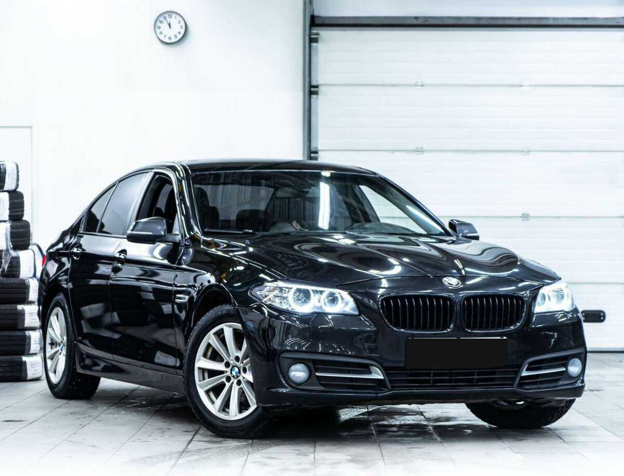 BMW 5 серии с пробегом — 2014 год. Фото: #1