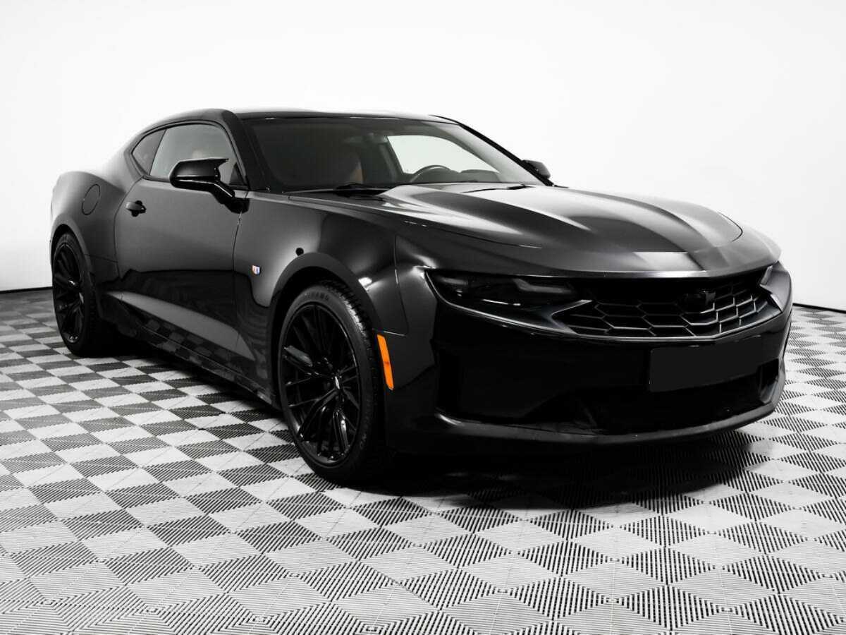 Chevrolet Camaro с пробегом — 2019 год. Фото: #2