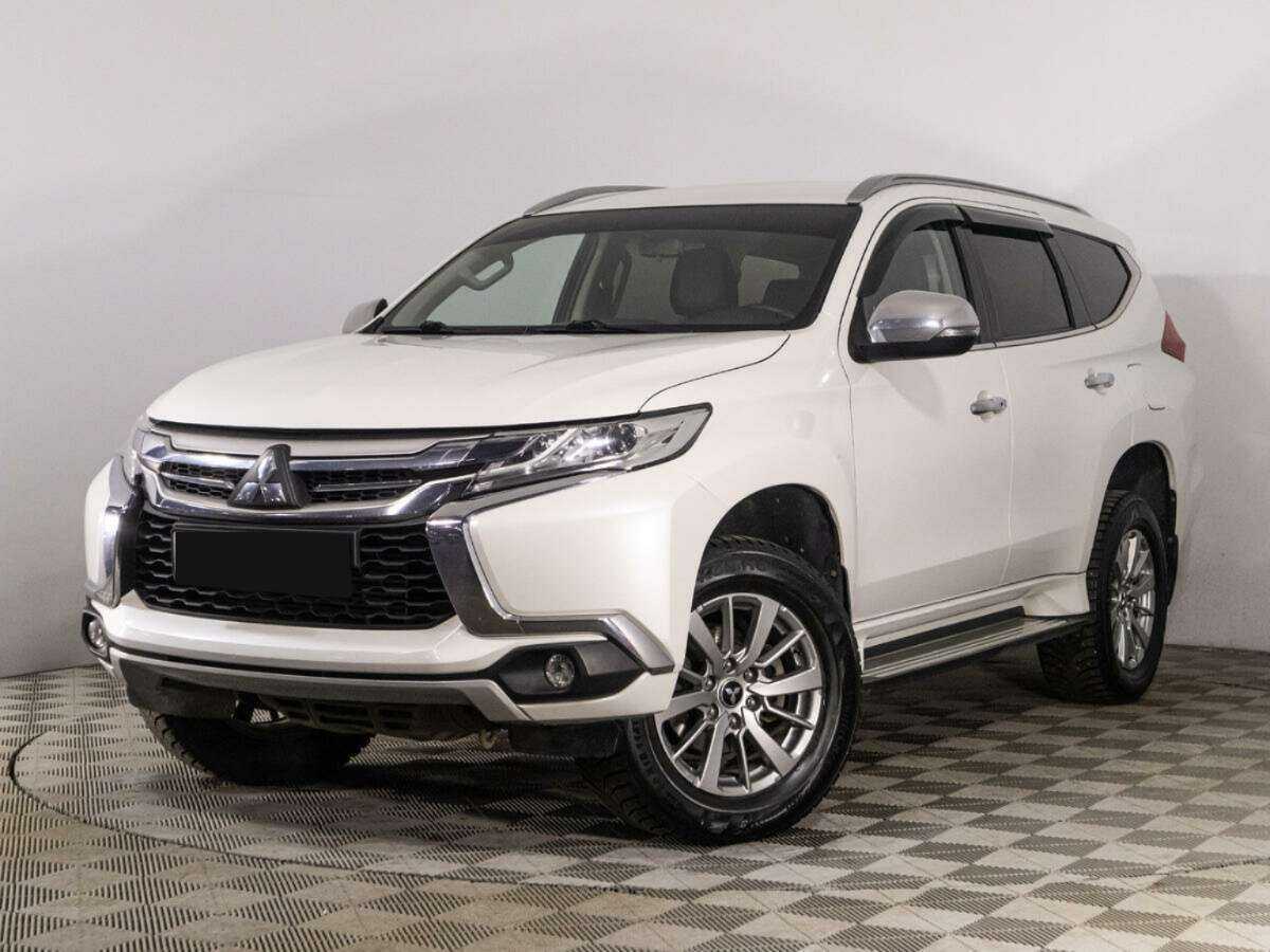 Mitsubishi Pajero Sport с пробегом — 2019 год. Фото: #0