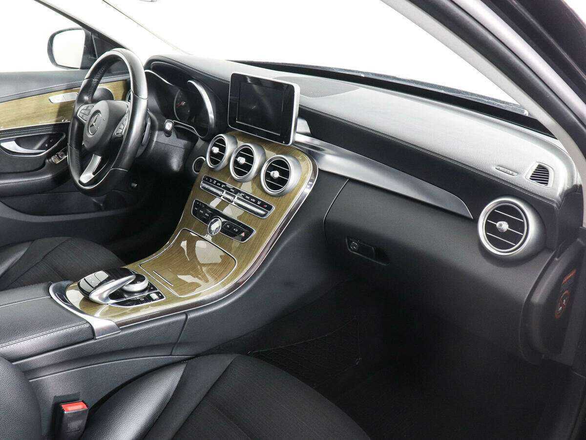 Mercedes-Benz C-Класс с пробегом — 2015 год. Фото: #7