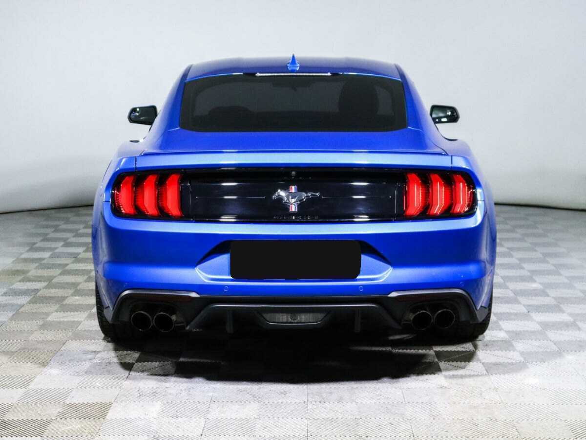 Ford Mustang с пробегом — 2020 год. Фото: #4