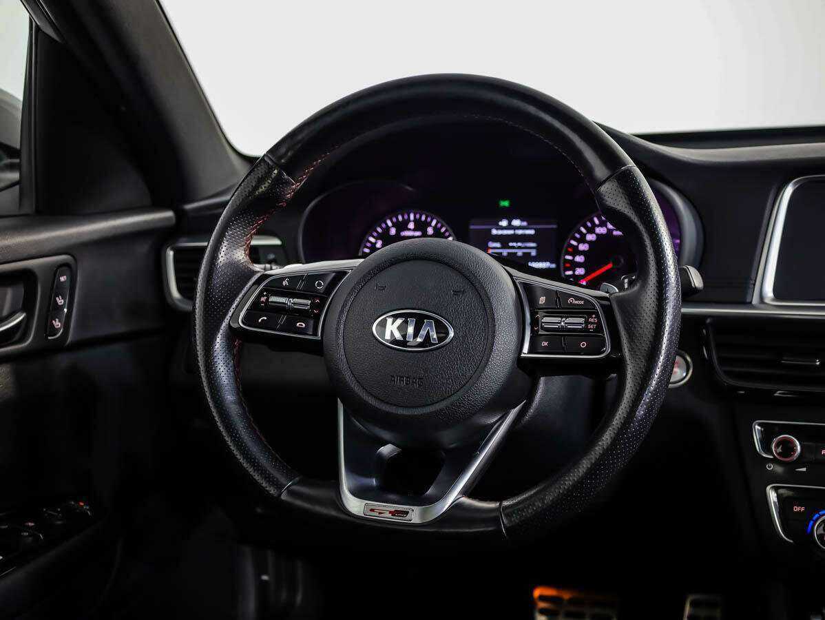 Kia Optima с пробегом — 2019 год. Фото: #9