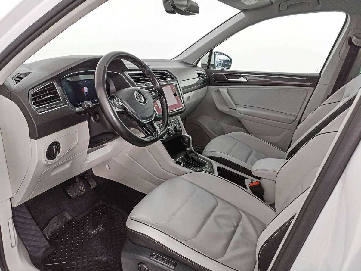 Volkswagen Tiguan с пробегом — 2017 год. Фото: #12