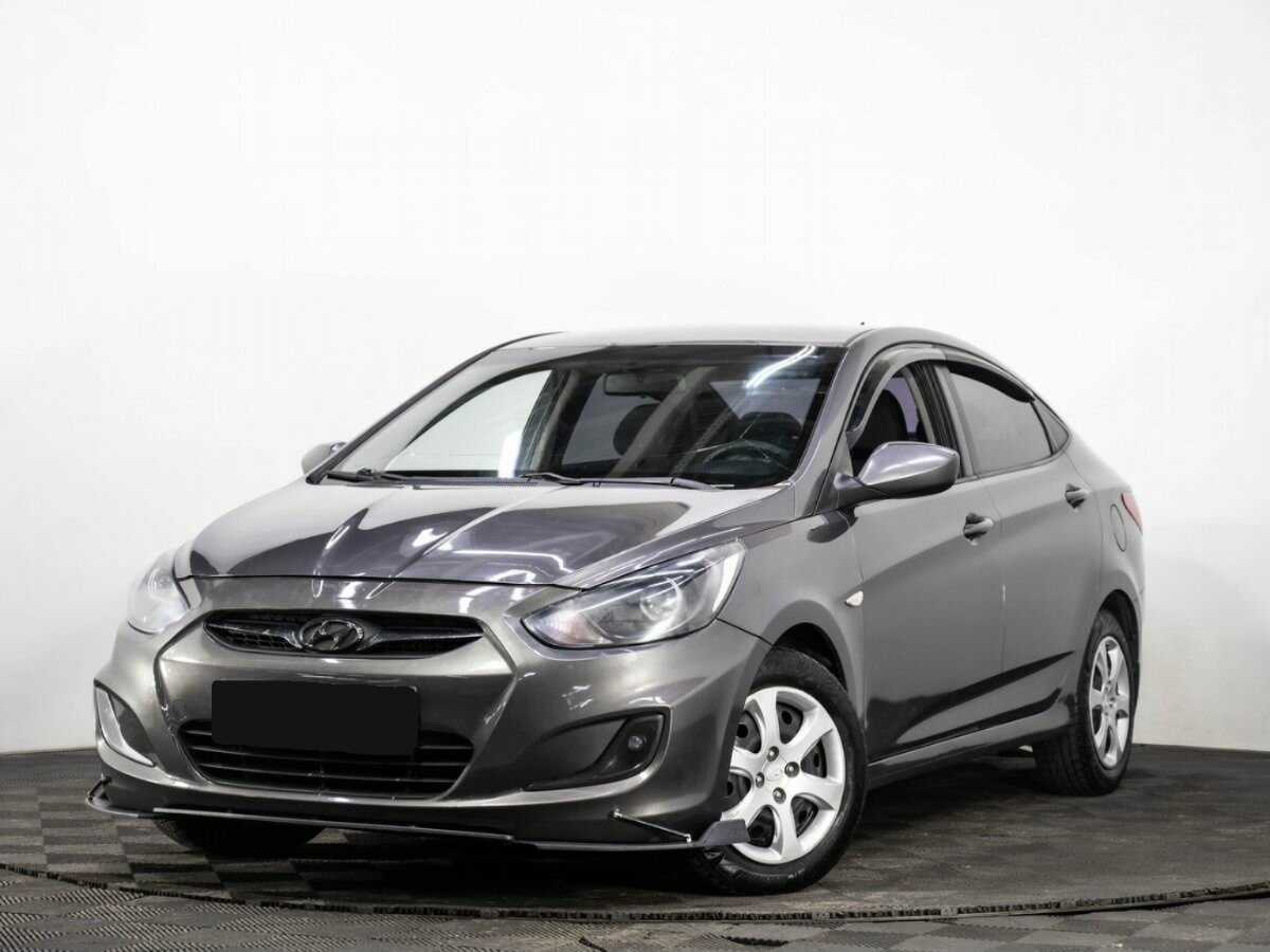 Hyundai Solaris с пробегом — 2011 год. Посмотреть фото
