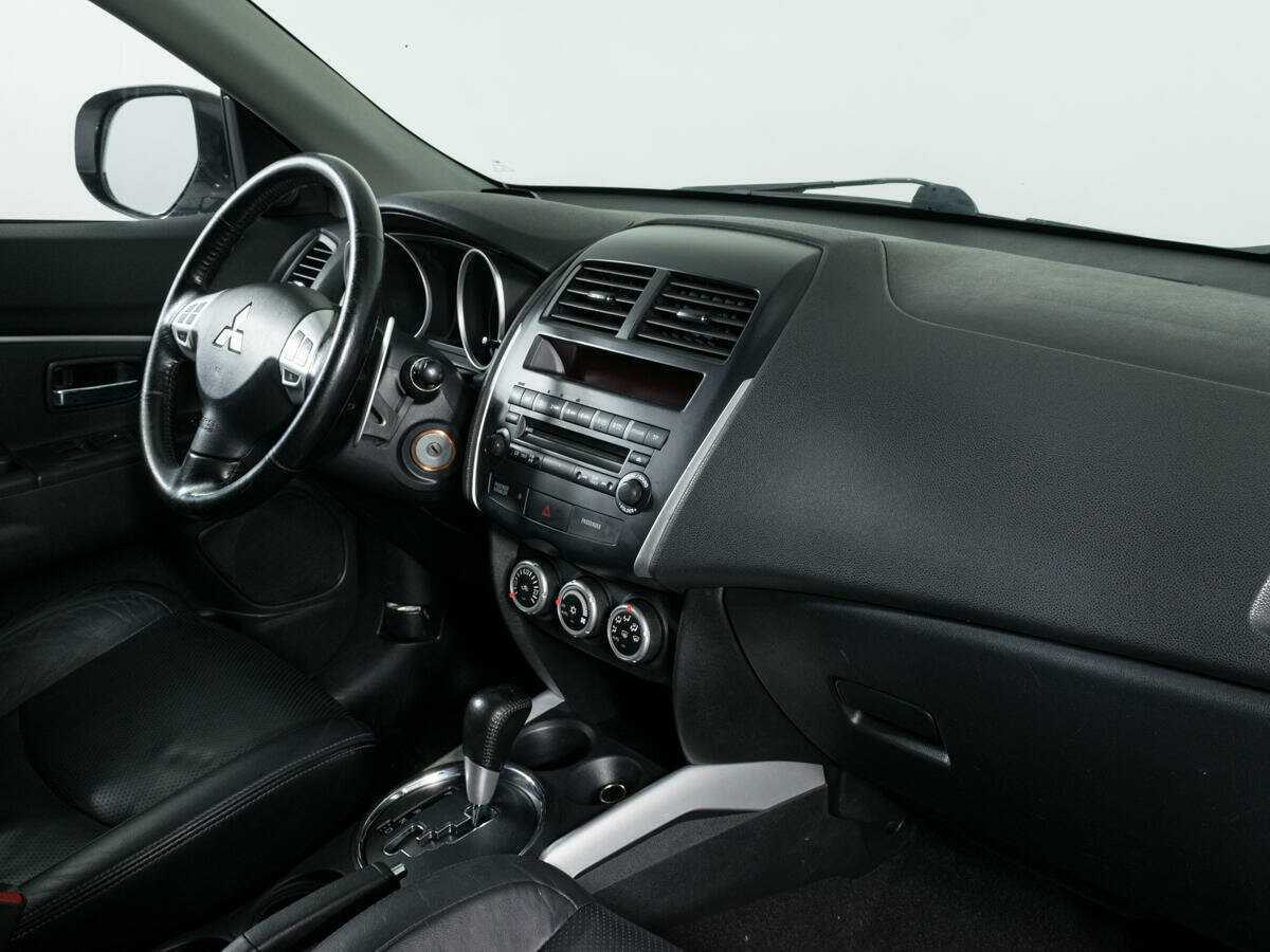Mitsubishi ASX с пробегом — 2011 год. Фото: #6