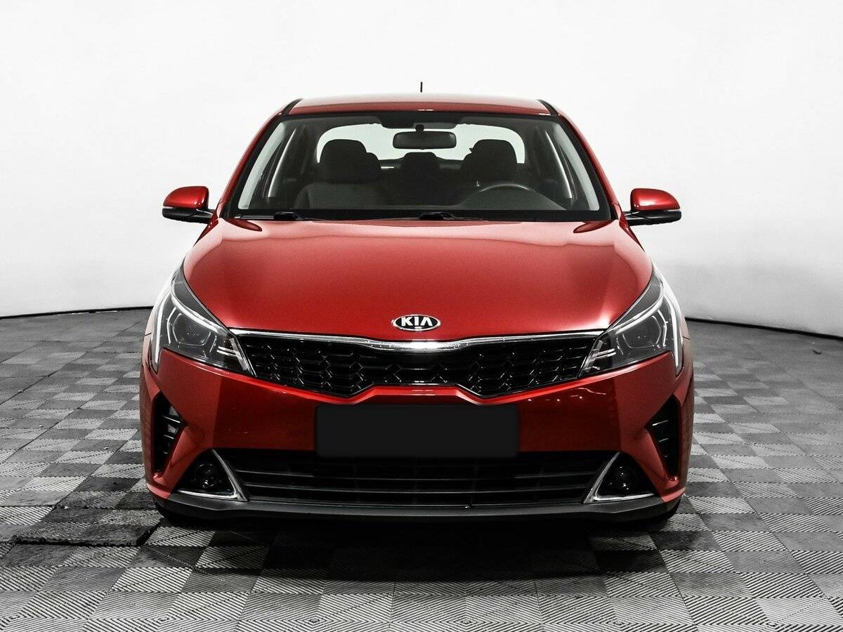 Kia Rio с пробегом — 2020 год. Фото: #1