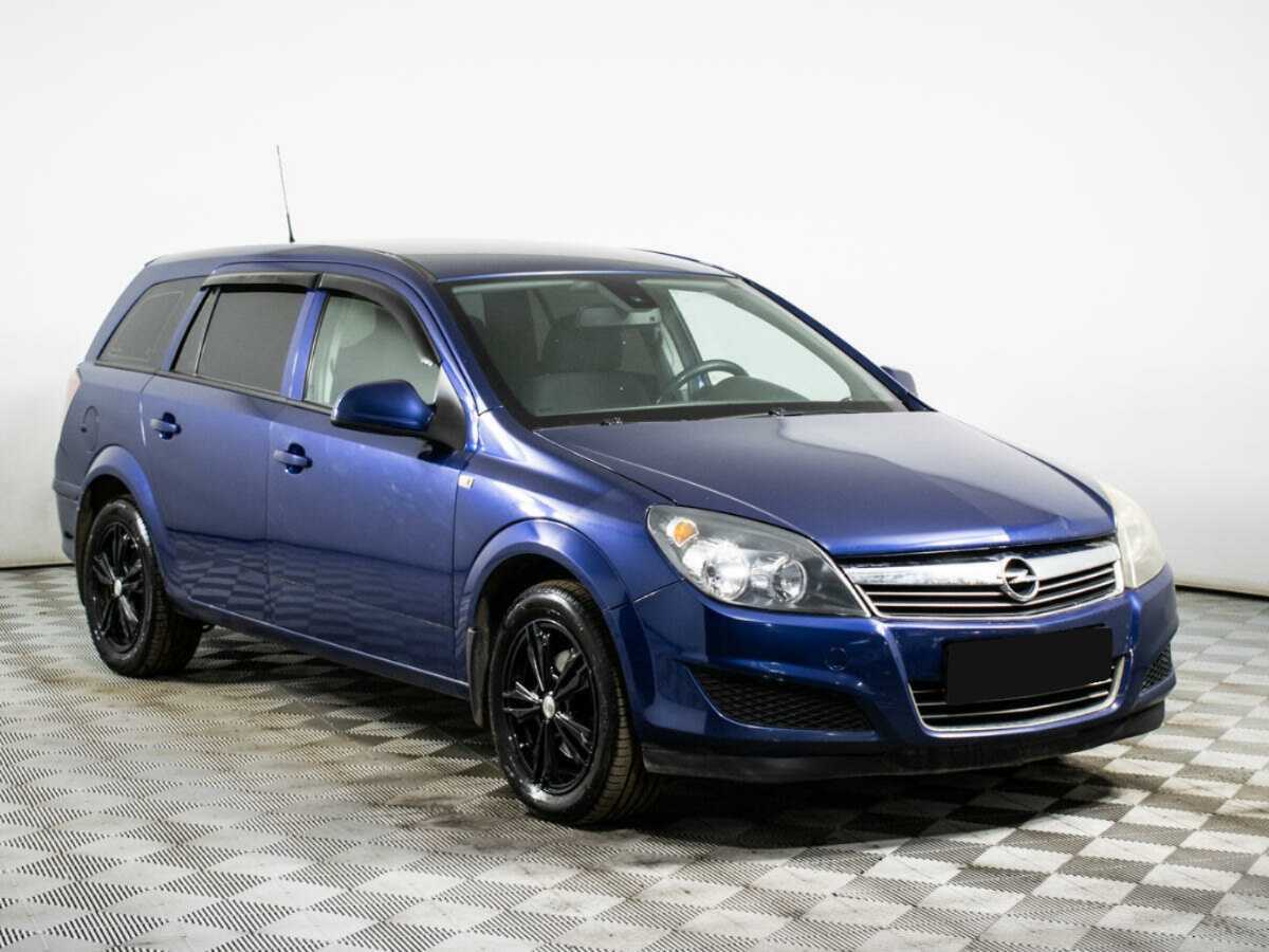 Opel Astra с пробегом — 2010 год. Фото: #2