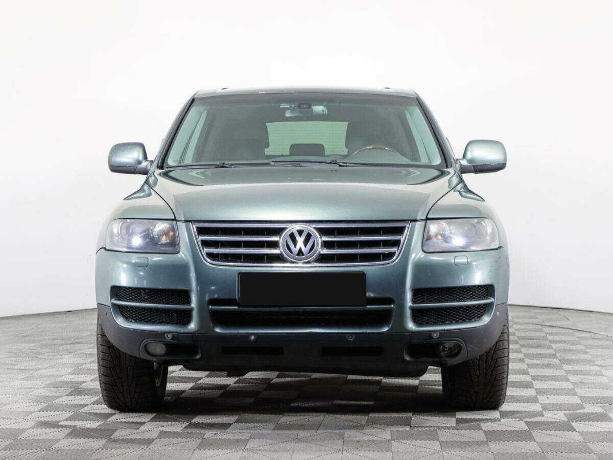 Volkswagen Touareg с пробегом — 2006 год. Фото: #1