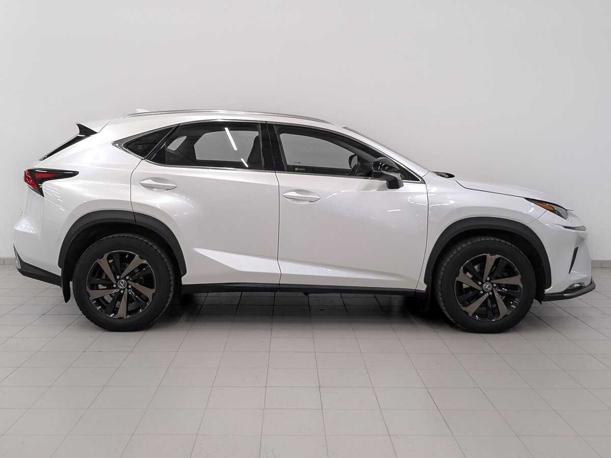 Lexus NX с пробегом — 2021 год. Фото: #3