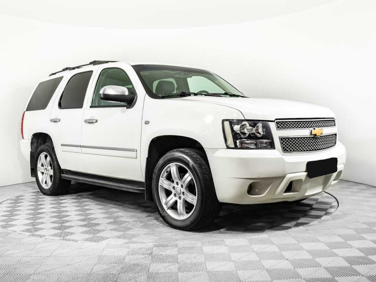 Chevrolet Tahoe с пробегом — 2012 год. Фото: #2