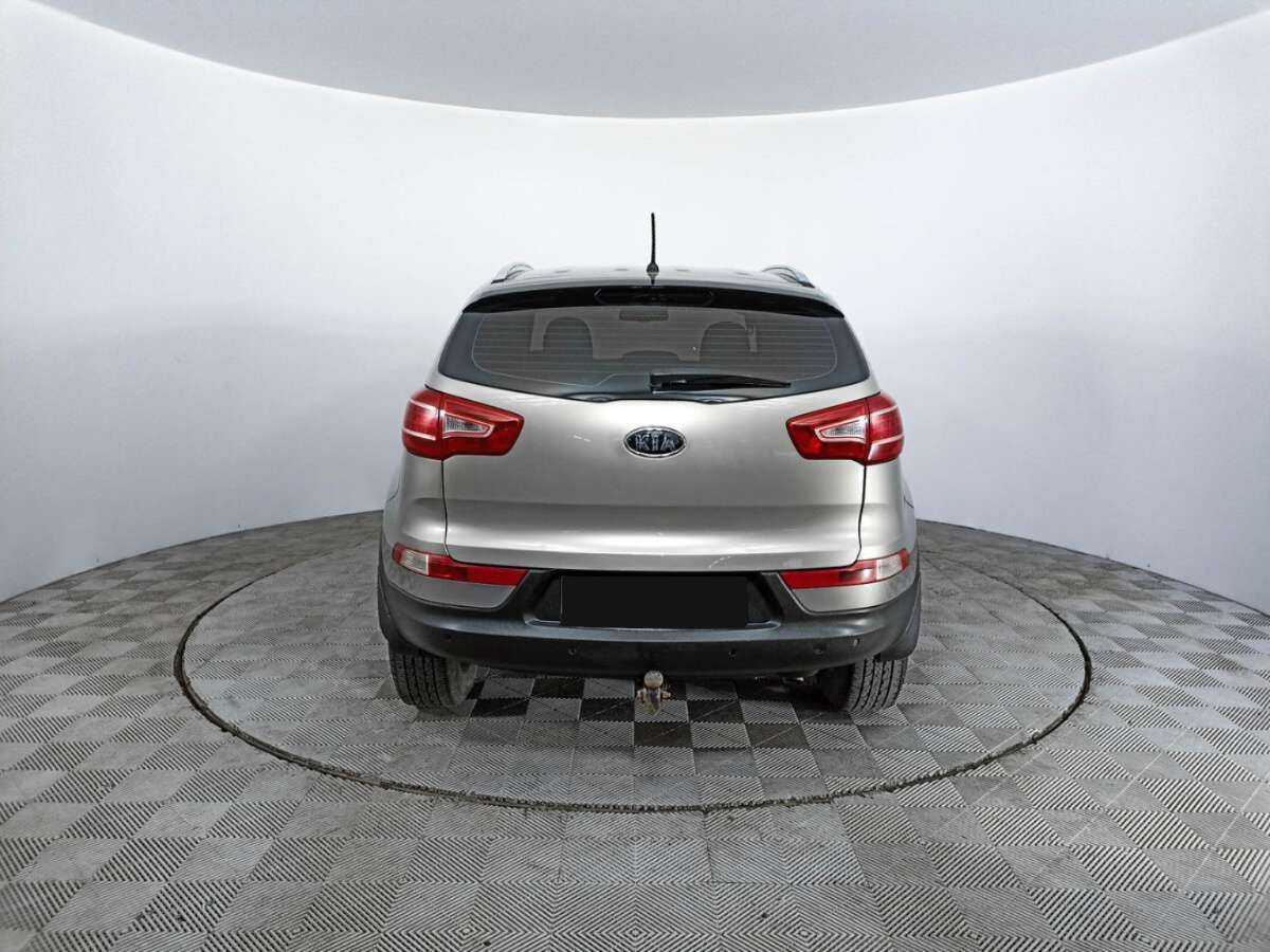 Kia Sportage с пробегом — 2011 год. Фото: #5