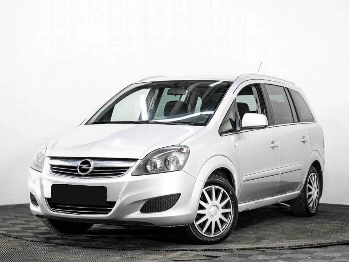 Opel Zafira с пробегом — 2011 год. Фото: #0