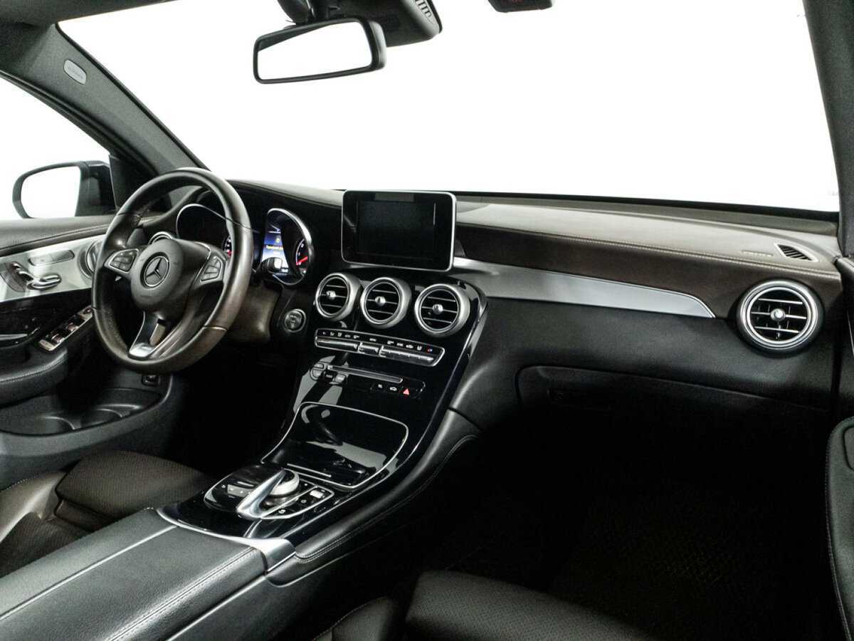 Mercedes-Benz GLC Coupe с пробегом — 2018 год. Фото: #8