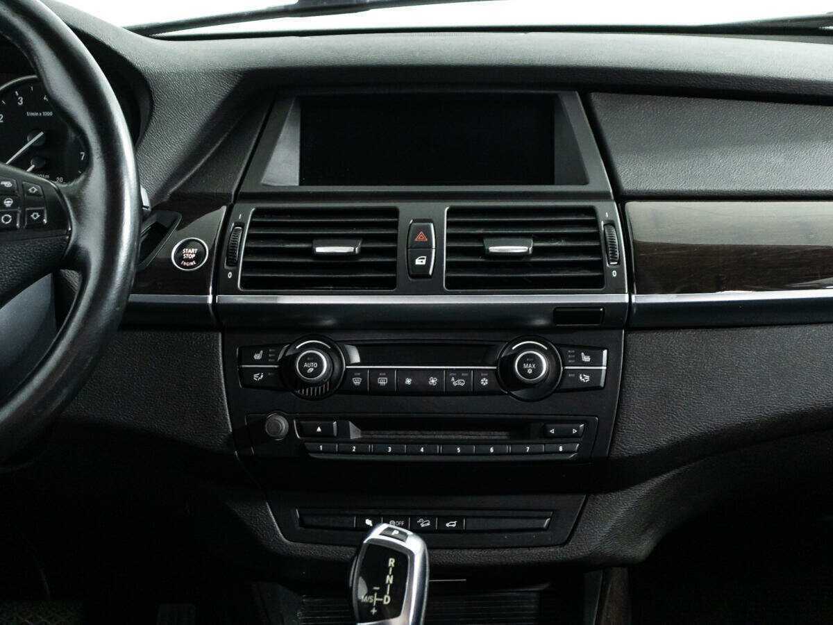BMW X5 с пробегом — 2011 год. Фото: #13