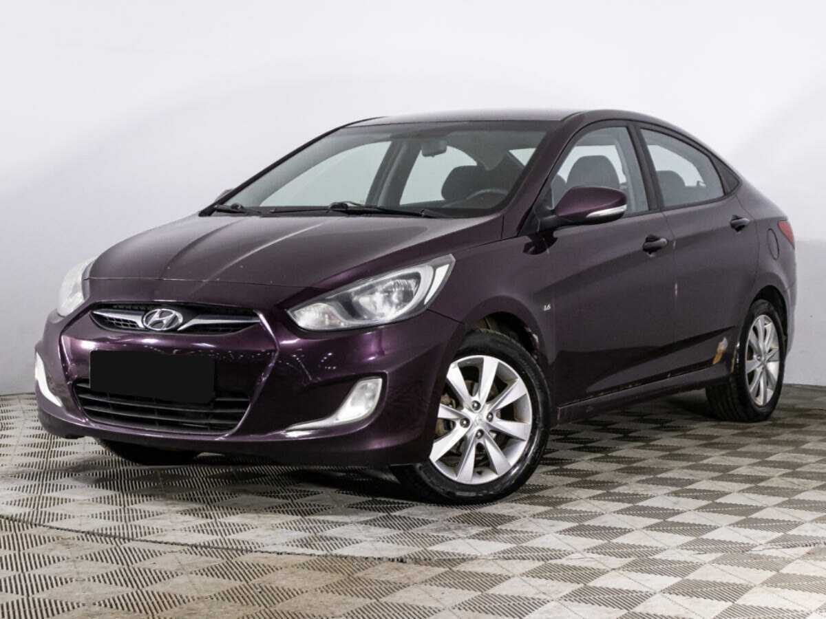 Hyundai Solaris с пробегом — 2011 год. Фото: #0