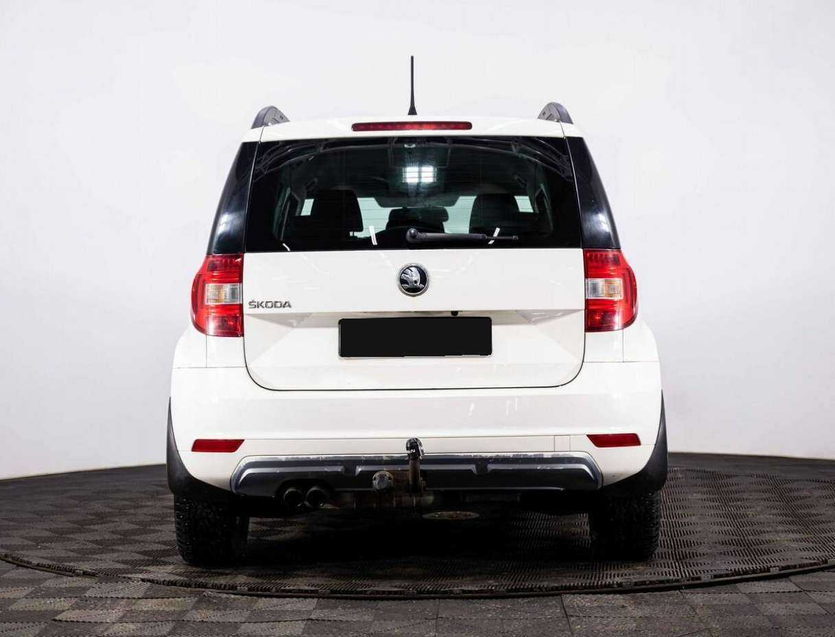 Skoda Yeti с пробегом — 2014 год. Фото: #4