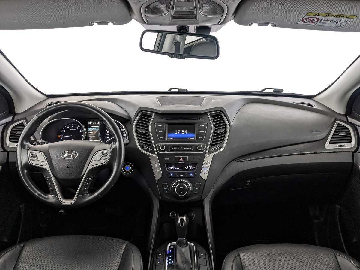 Hyundai Santa Fe с пробегом — 2017 год. Фото: #11