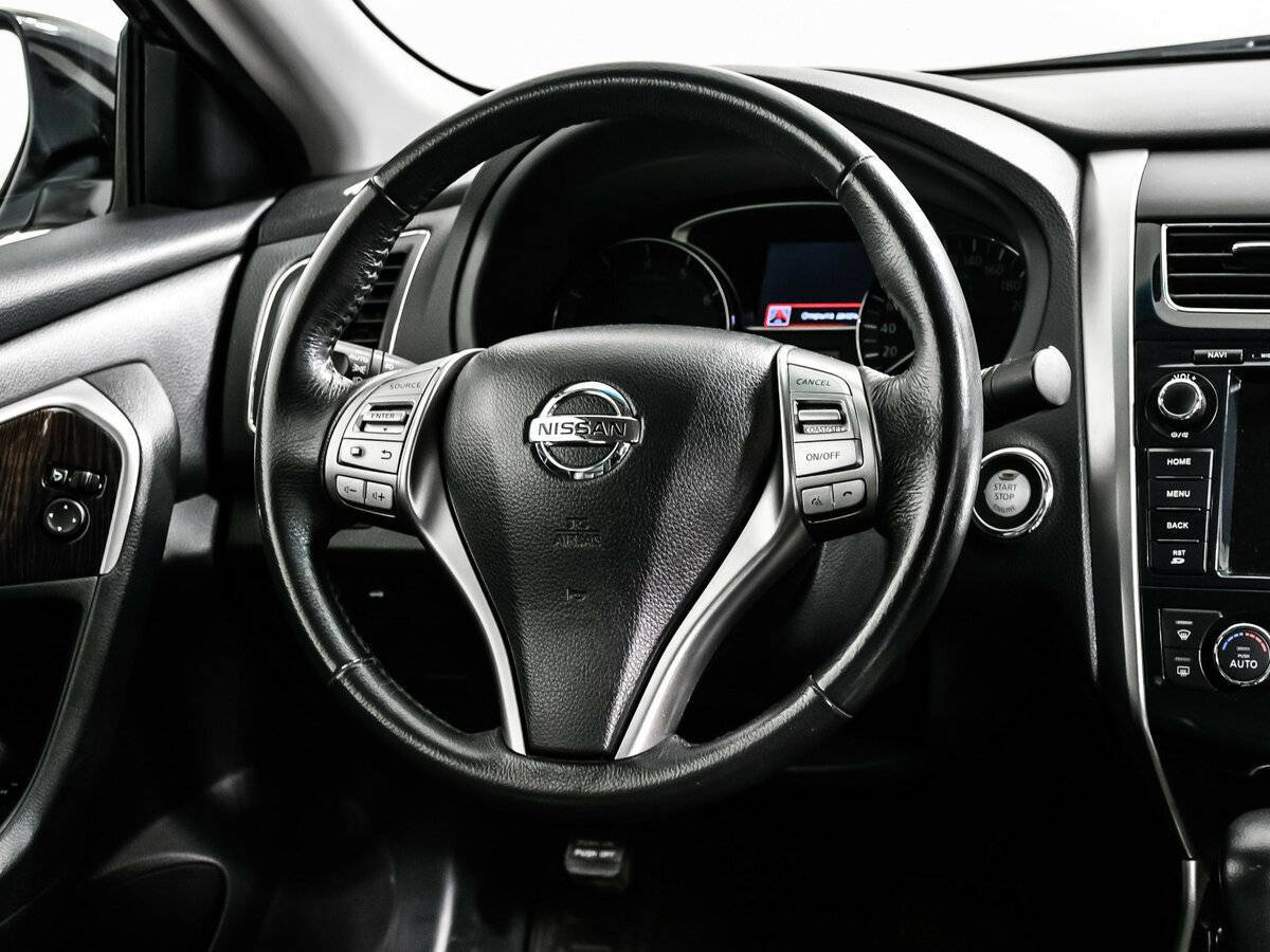 Nissan Teana с пробегом — 2015 год. Фото: #14