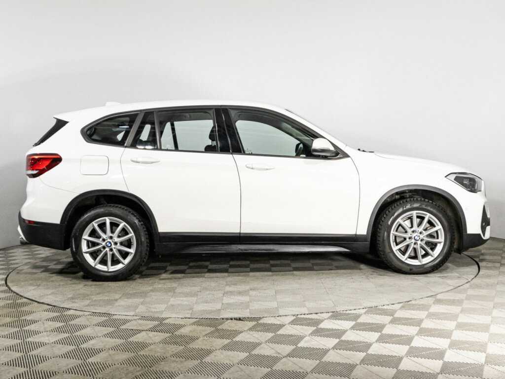 BMW X1 с пробегом — 2021 год. Фото: #3