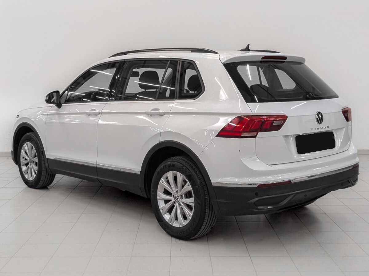 Volkswagen Tiguan с пробегом — 2021 год. Фото: #6