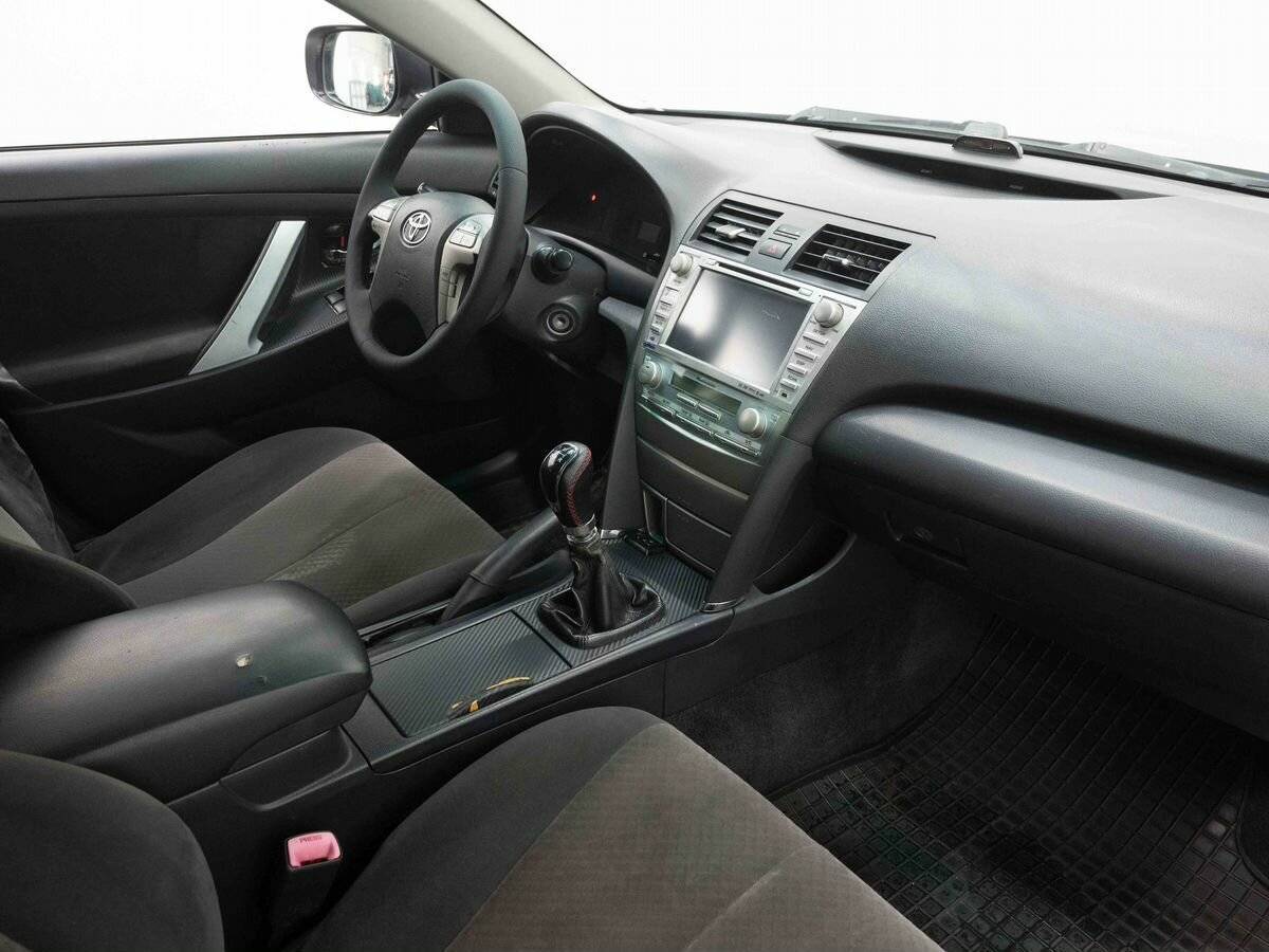 Toyota Camry с пробегом — 2007 год. Фото: #10