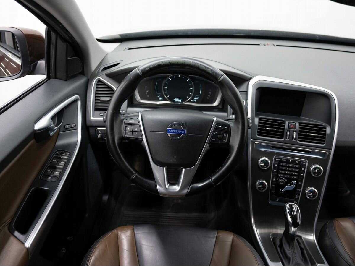 Volvo XC60 с пробегом — 2014 год. Фото: #13