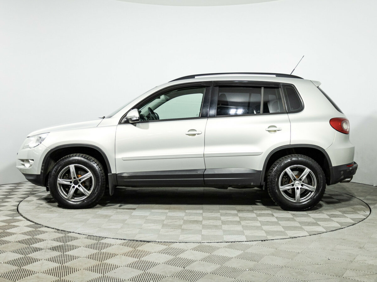 Volkswagen Tiguan с пробегом — 2011 год. Фото: #7