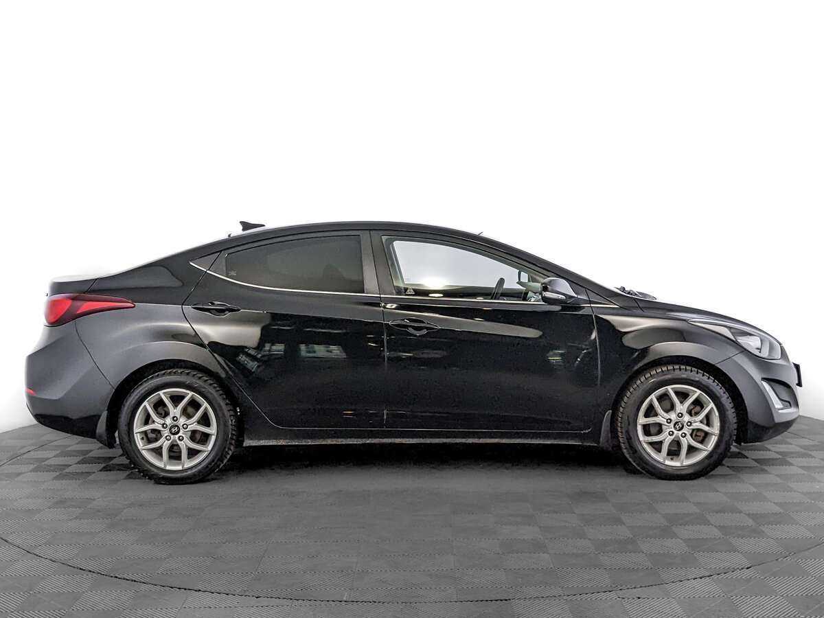 Hyundai Elantra с пробегом — 2014 год. Фото: #3