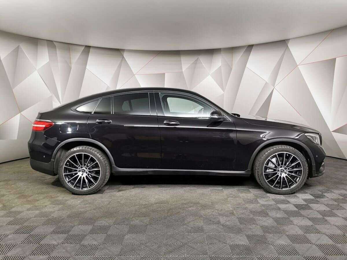 Mercedes-Benz GLC Coupe с пробегом — 2018 год. Фото: #5