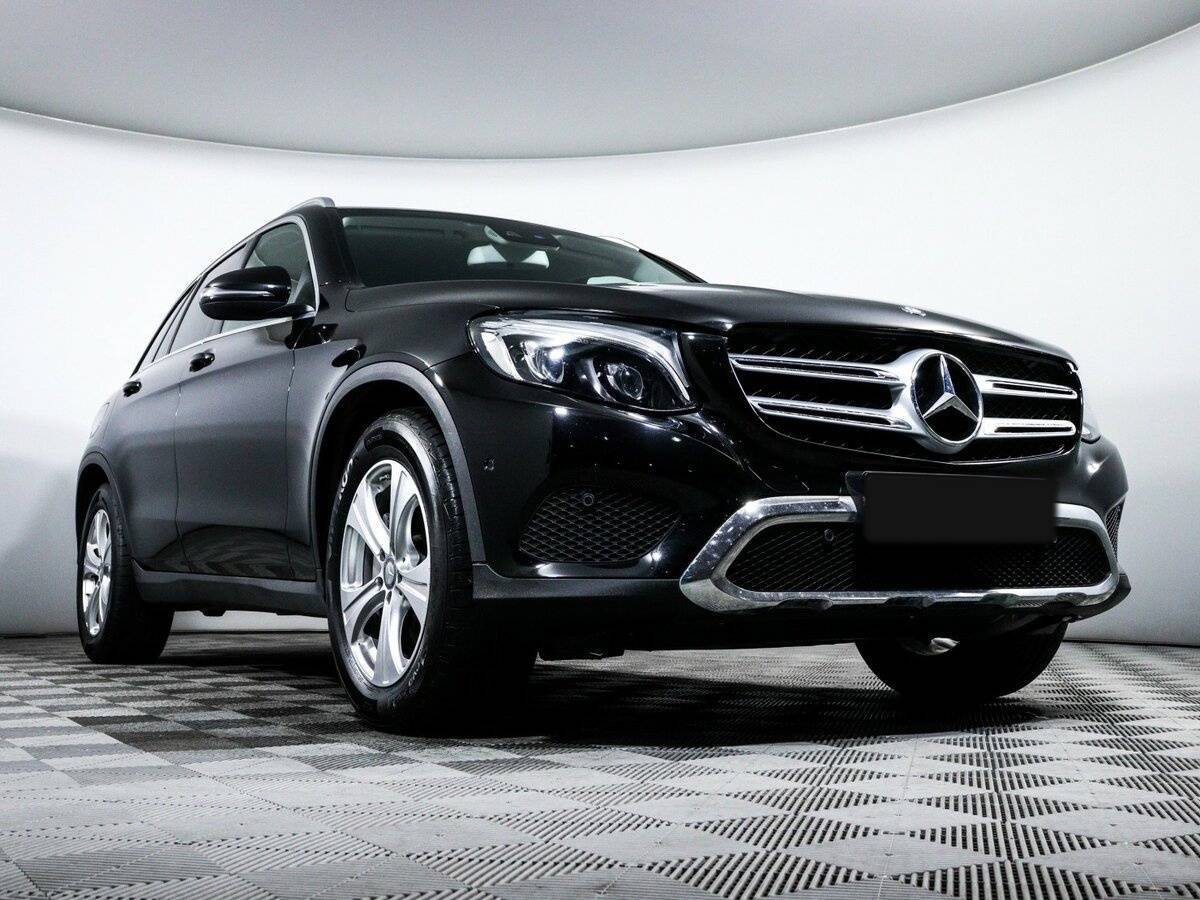 Mercedes-Benz GLC с пробегом — 2015 год. Фото: #17