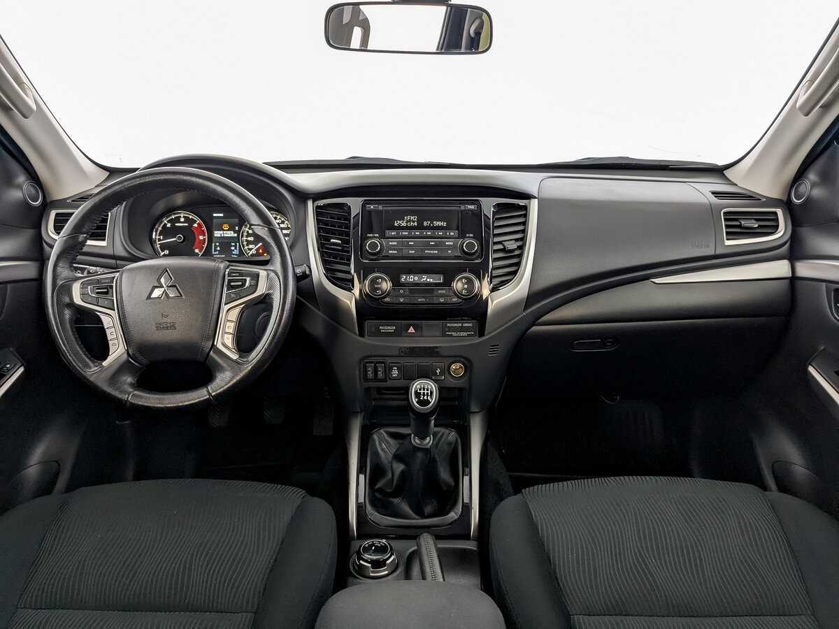 Mitsubishi Pajero Sport с пробегом — 2021 год. Фото: #11