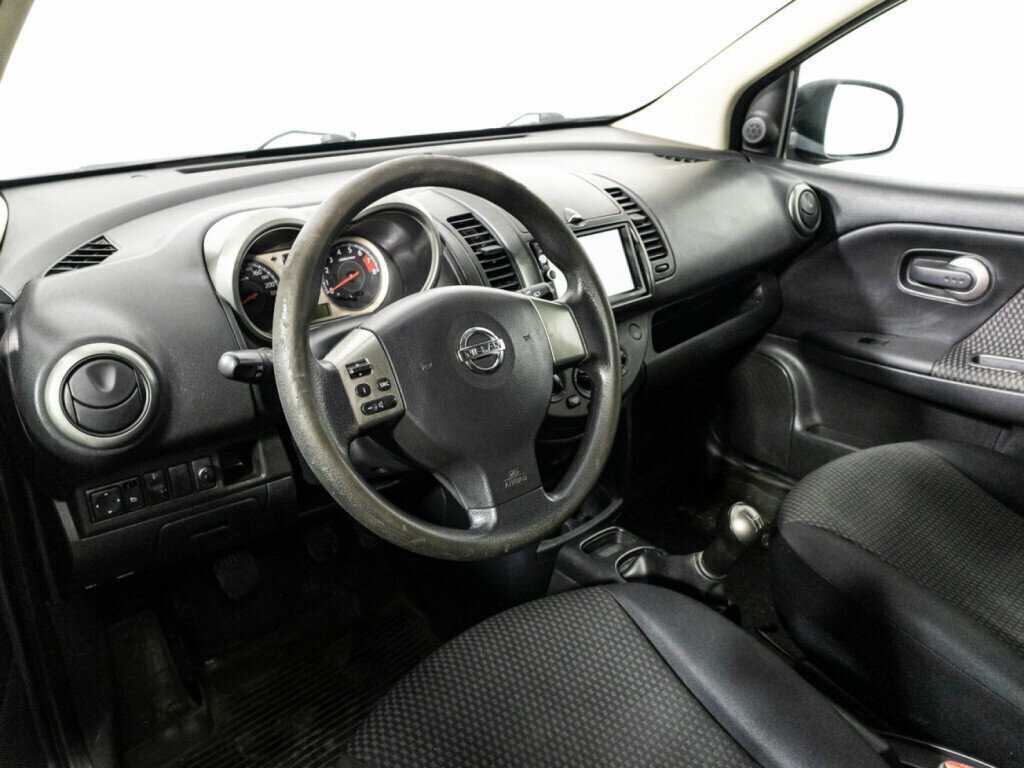 Nissan Note с пробегом — 2007 год. Фото: #10
