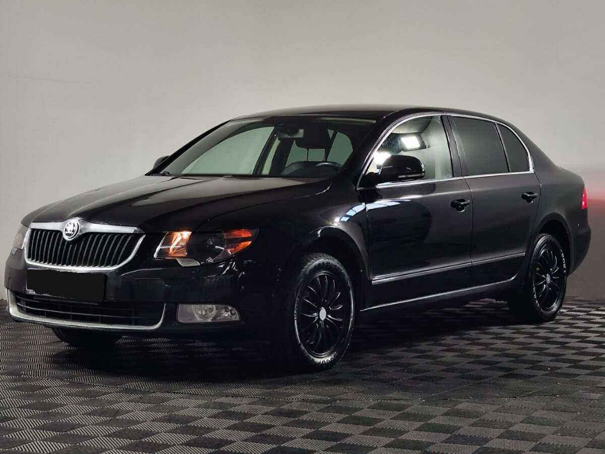 Skoda Superb с пробегом — 2010 год. Фото: #0