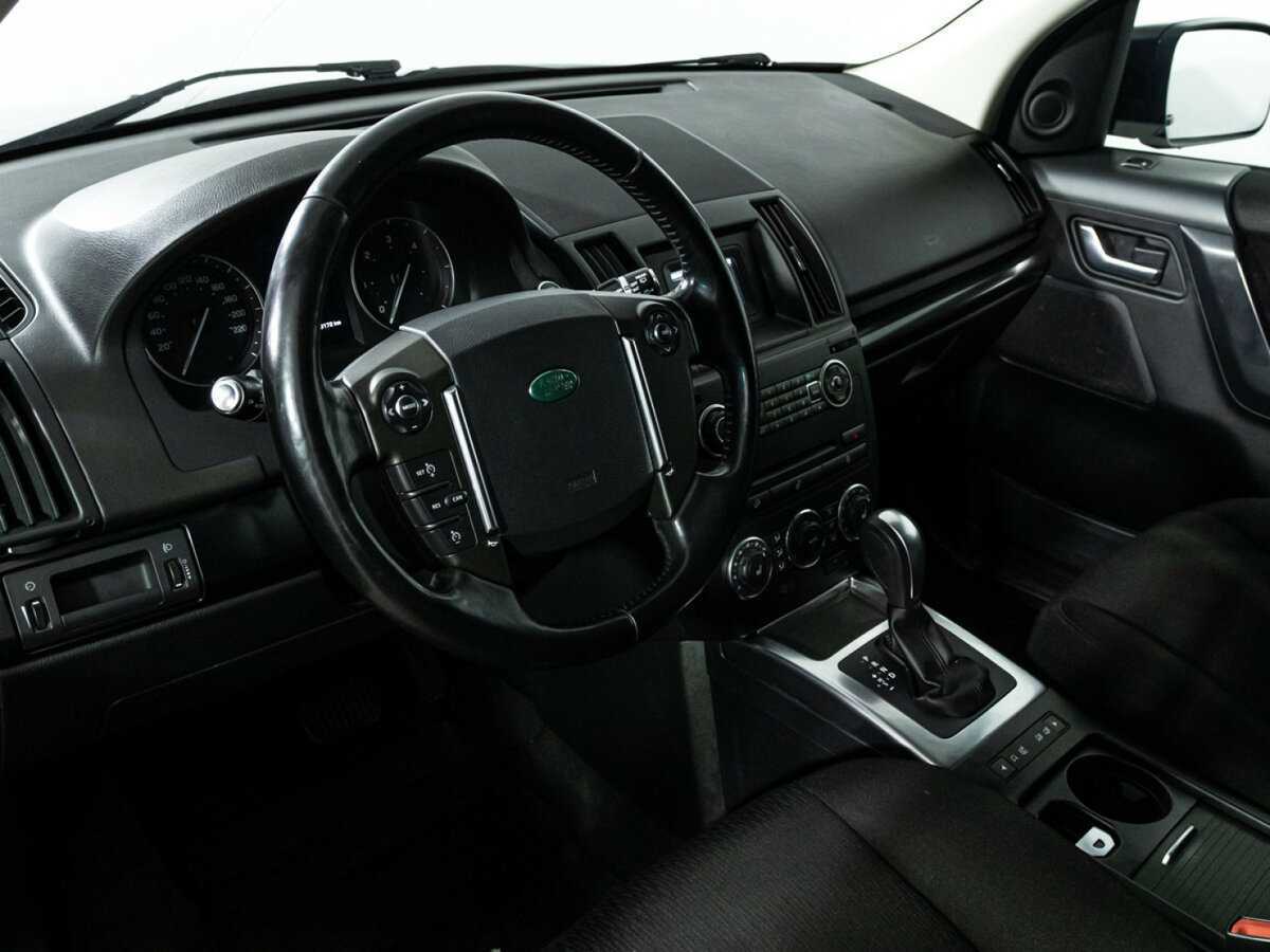 Land Rover Freelander с пробегом — 2014 год. Фото: #10