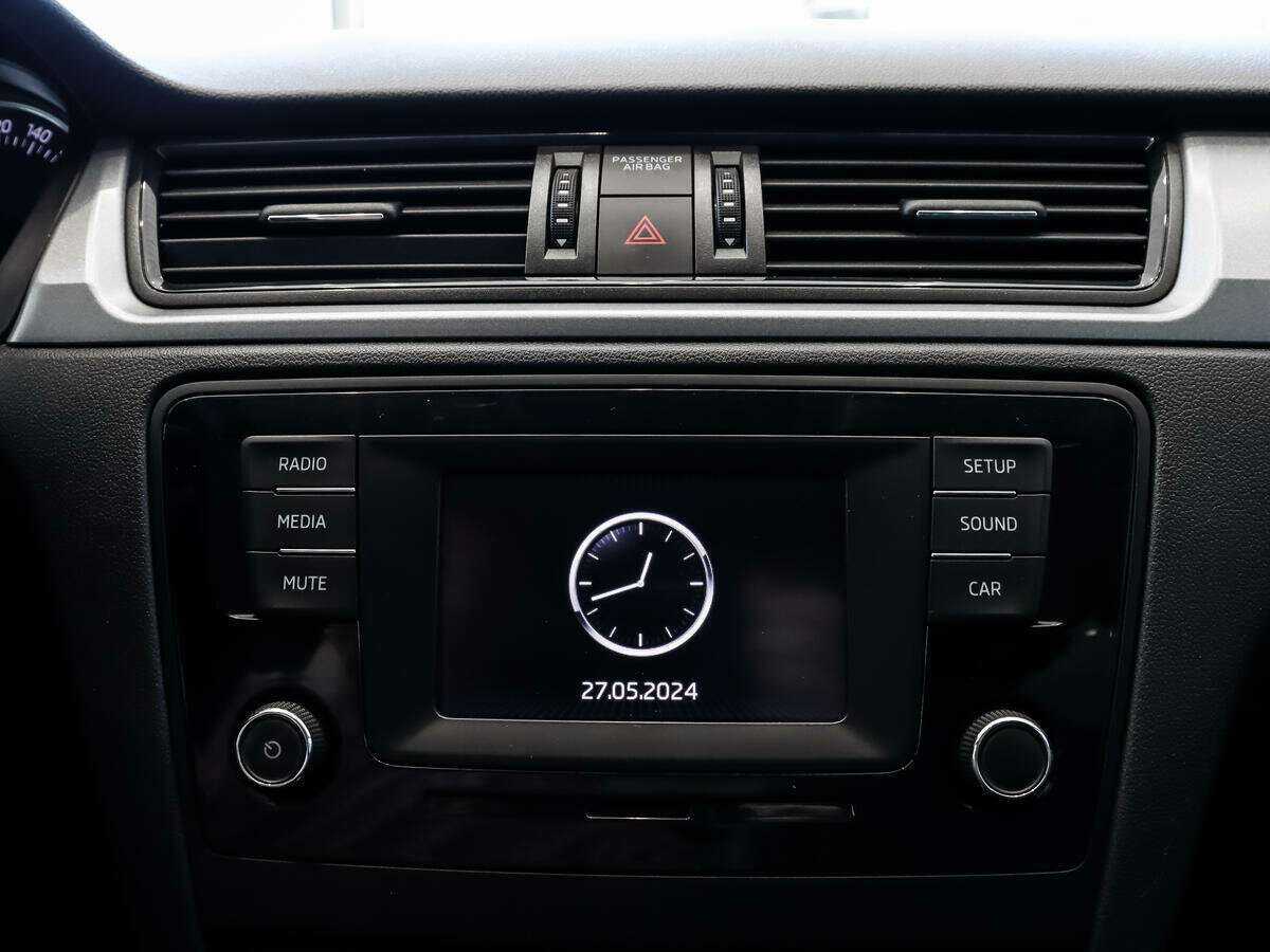 Skoda Rapid с пробегом — 2016 год. Фото: #11