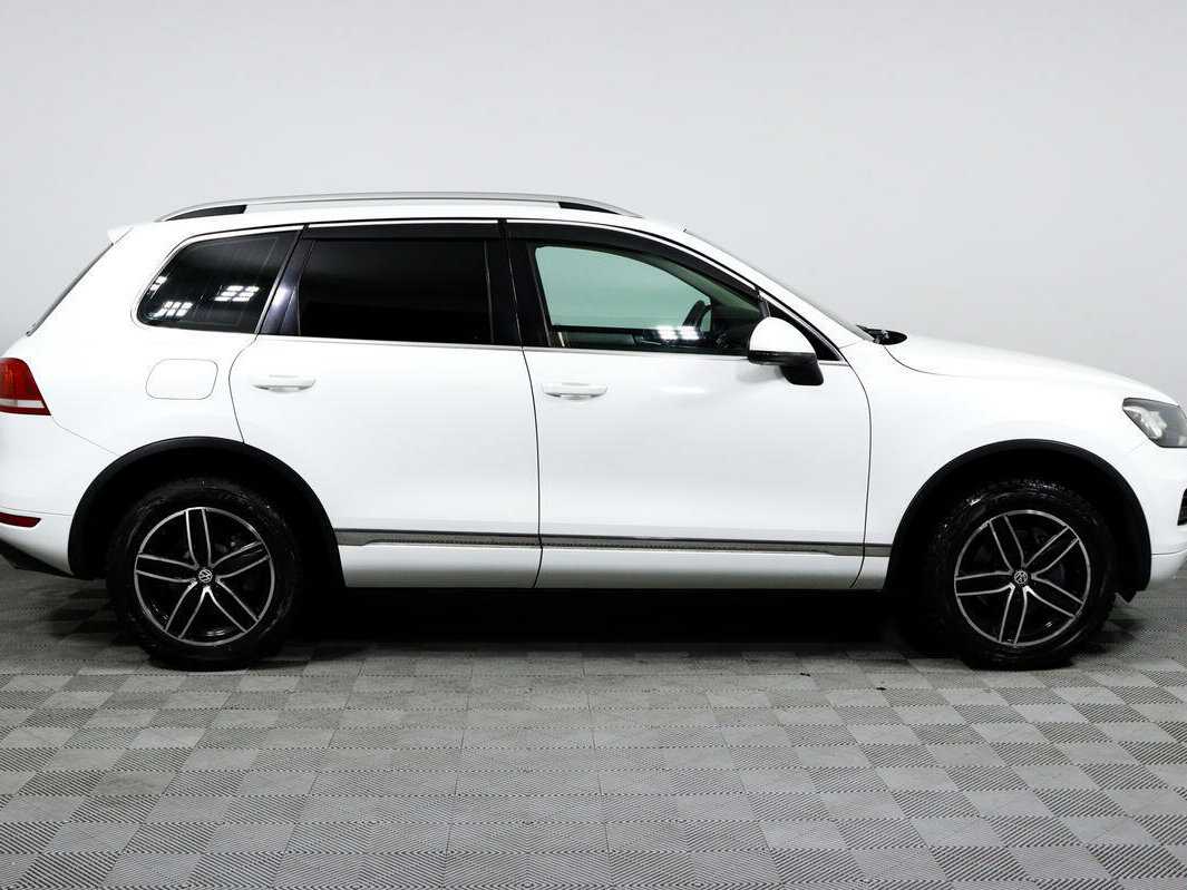 Volkswagen Touareg с пробегом — 2012 год. Фото: #3