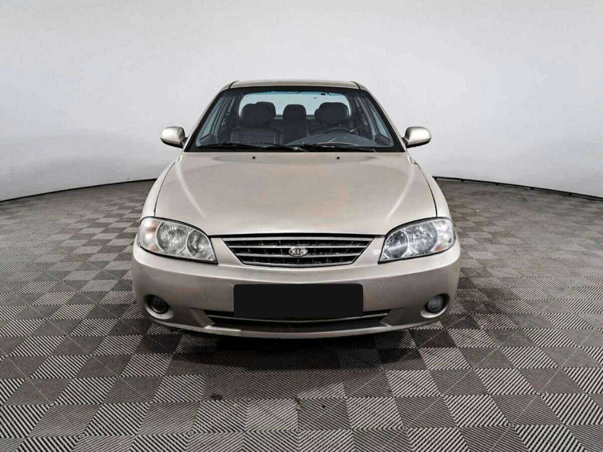 Kia Spectra с пробегом — 2008 год. Фото: #1