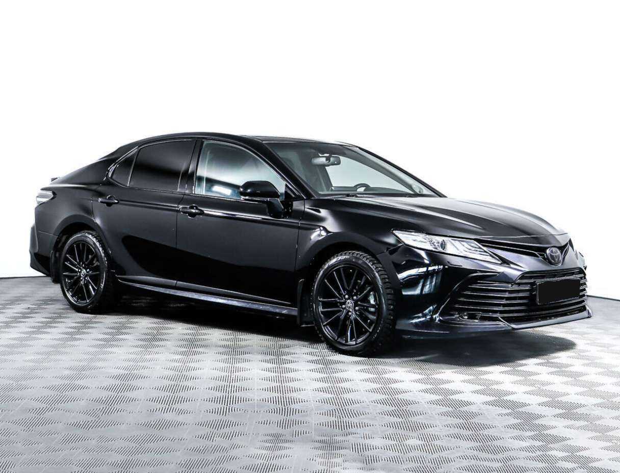 Toyota Camry с пробегом — 2021 год. Фото: #2
