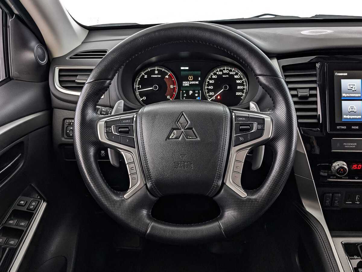 Mitsubishi Pajero Sport с пробегом — 2021 год. Фото: #17
