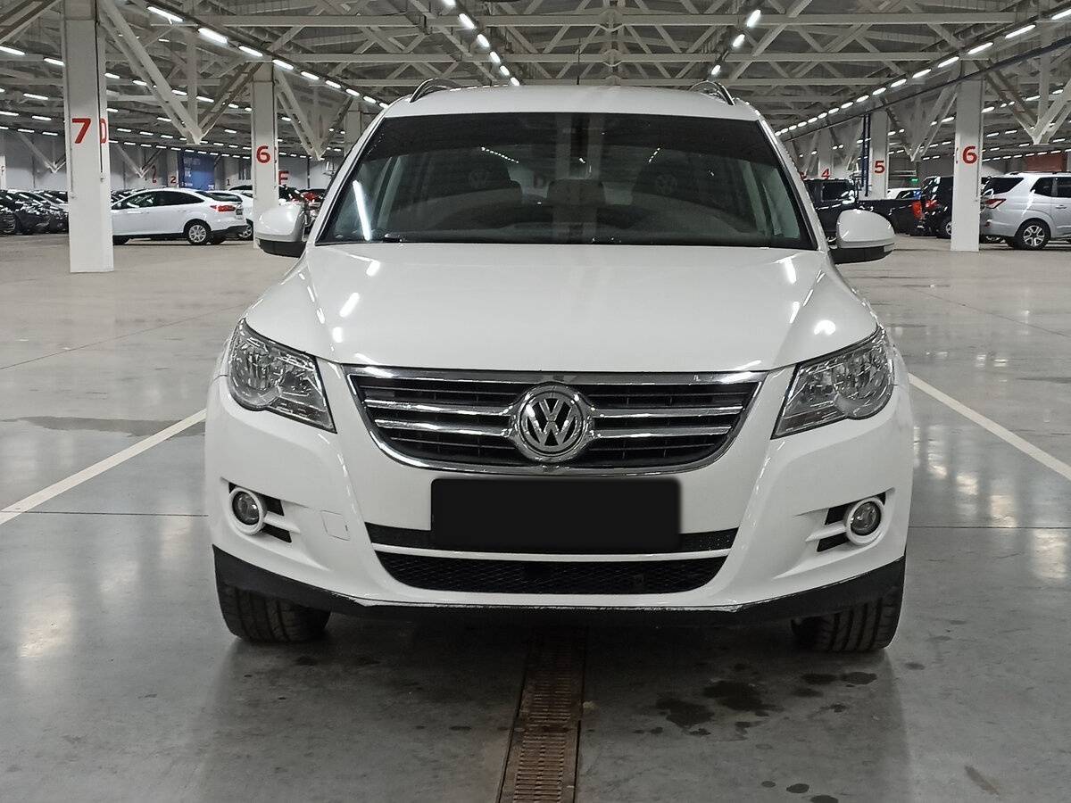 Volkswagen Tiguan с пробегом — 2010 год. Фото: #1