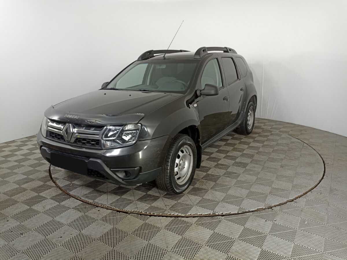 Renault Duster с пробегом — 2016 год. Посмотреть фото