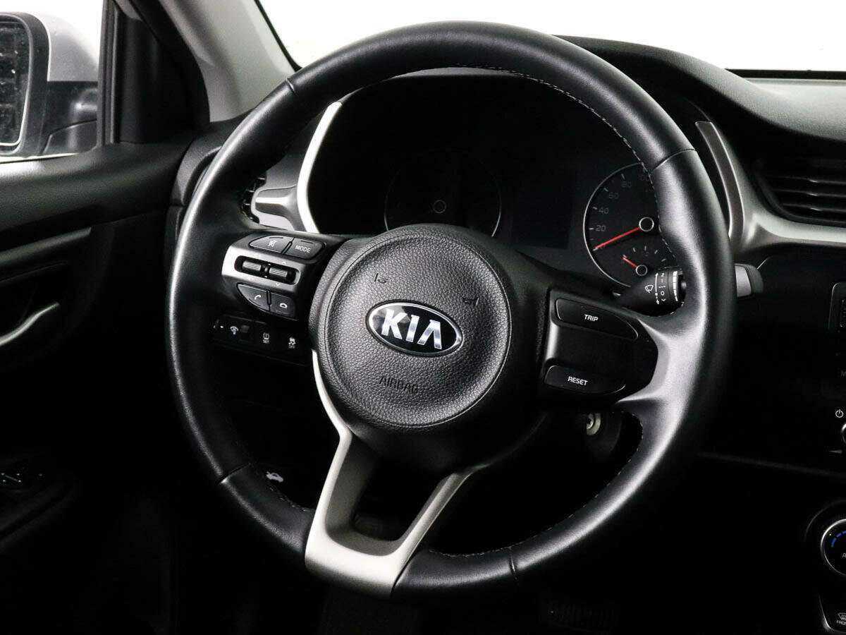 Kia Rio с пробегом — 2021 год. Фото: #12