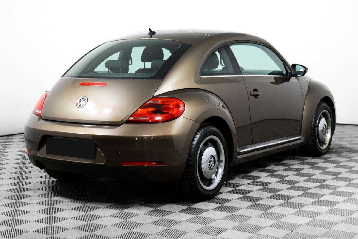 Volkswagen Beetle с пробегом — 2014 год. Фото: #4
