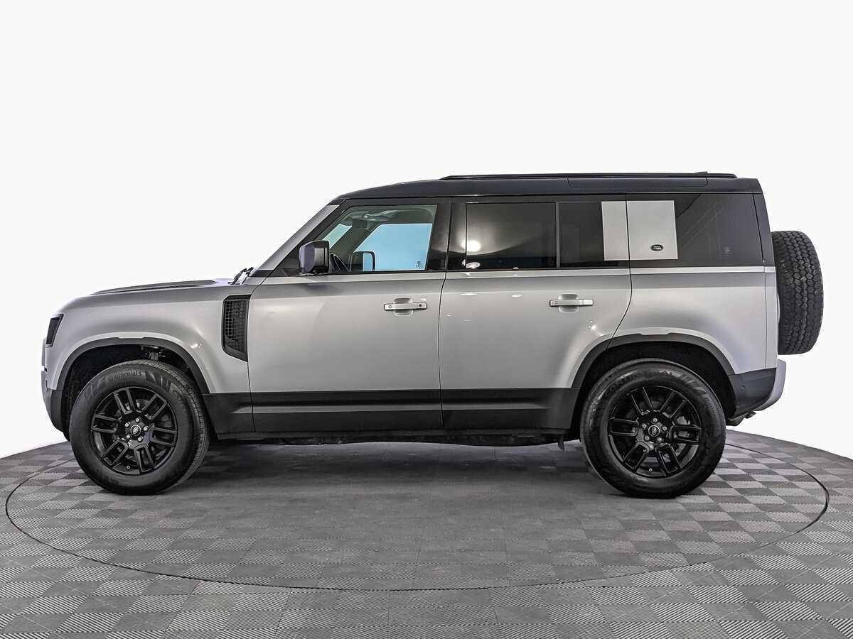 Land Rover Defender с пробегом — 2021 год. Фото: #7
