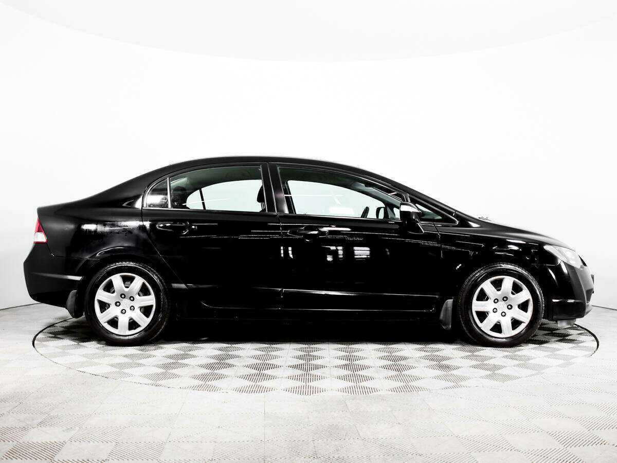 Honda Civic с пробегом — 2009 год. Фото: #3