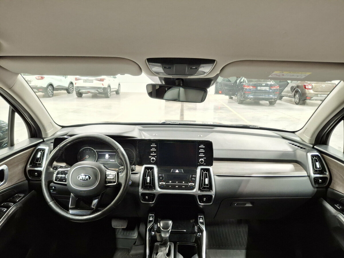 Kia Sorento с пробегом — 2021 год. Фото: #13