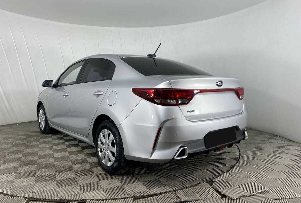 Kia Rio с пробегом — 2021 год. Фото: #6