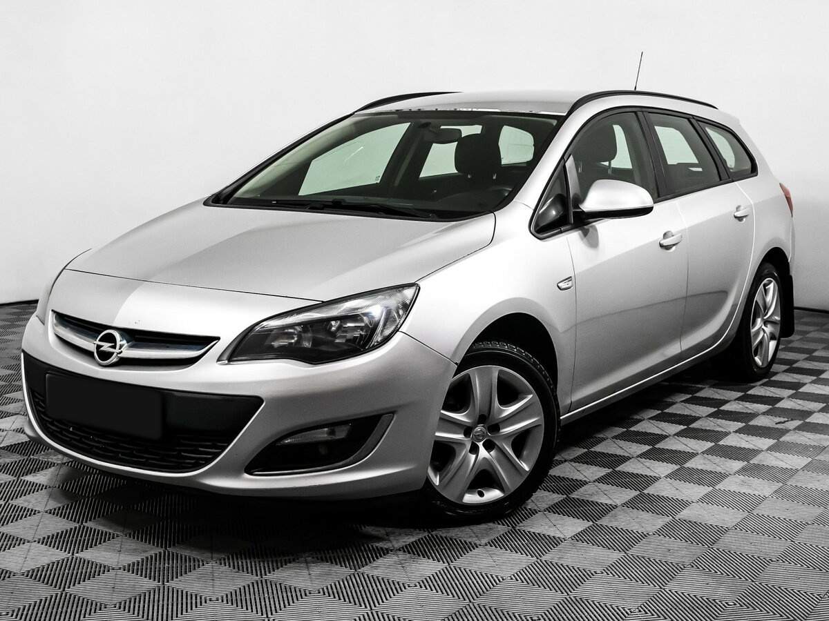 Opel Astra с пробегом — 2013 год. Посмотреть фото